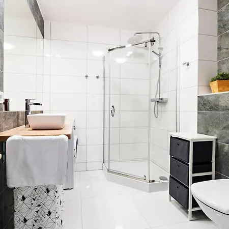 Konopnickiej, Sun & Snow * Карпач